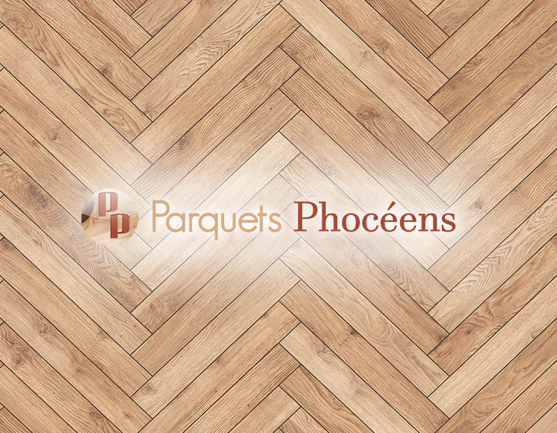 Installation de parquet massif en point de Hongrie style haussmannien à Marseille - Parquet de luxe sur mesure dans les Bouches-du-Rhône et alentours.